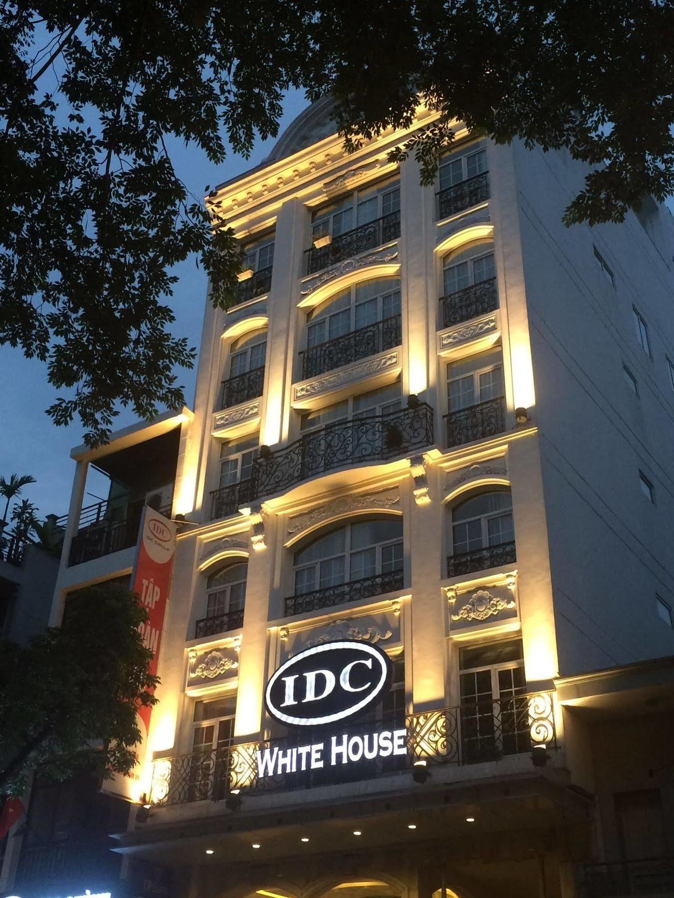 Idc White House Apartment Ханой Екстериор снимка