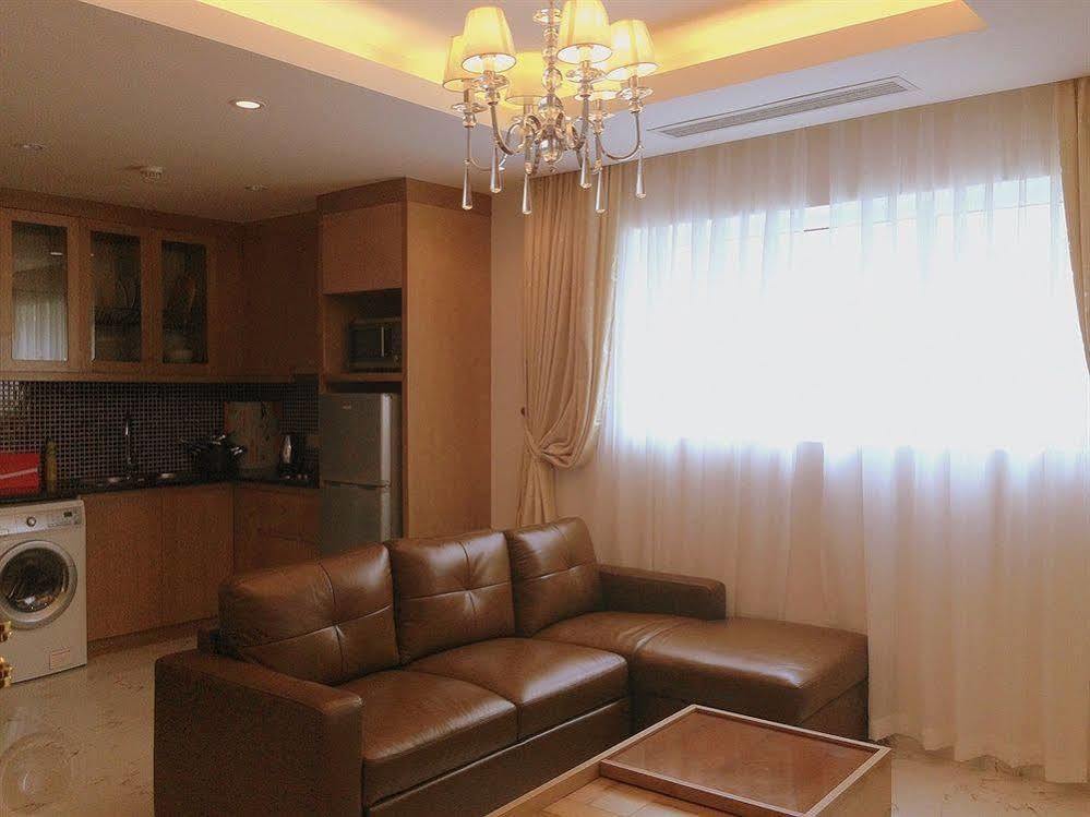 Idc White House Apartment Ханой Екстериор снимка